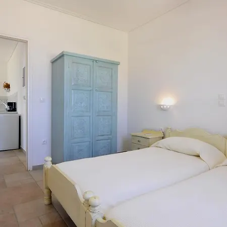 Degaetas Resort Antiparos Room photo