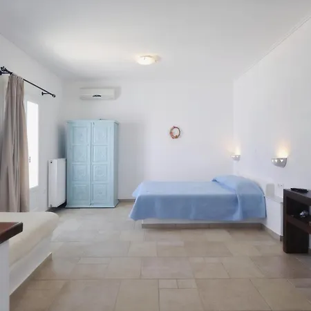 Degaetas Resort Antiparos Room photo
